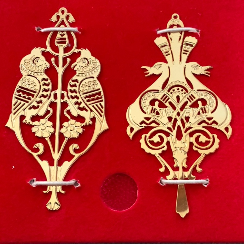 Gold plated MET ornaments
